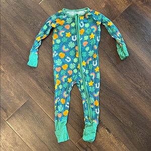 ☘️3 for 33 ☘️ Little Sleepies Baby Lucky Charms Zippie Size 6-12 months